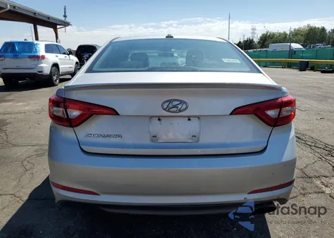 2017 Hyundai Sonata Se z USA, uszkodzony, nr VIN 5NPE24AF2HH472032